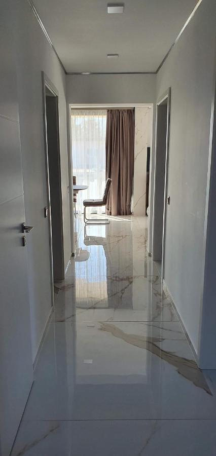 Luxury Apartments In Balatonalmadi, Almadi Lux Apartman III - Pure Gold Ngoại thất bức ảnh